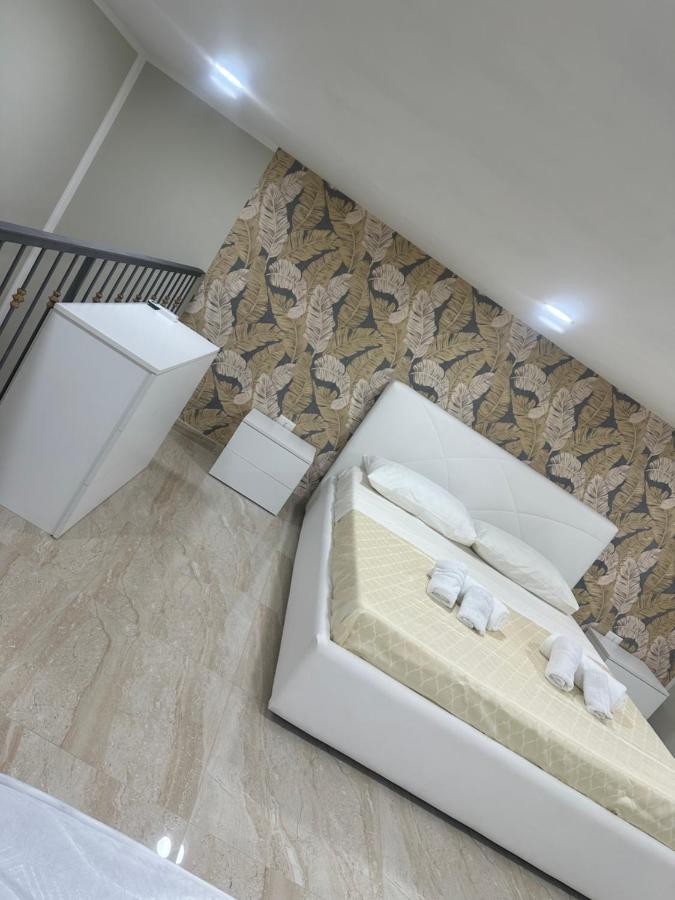 Bed and Breakfast A.D.M Nápoles Exterior foto